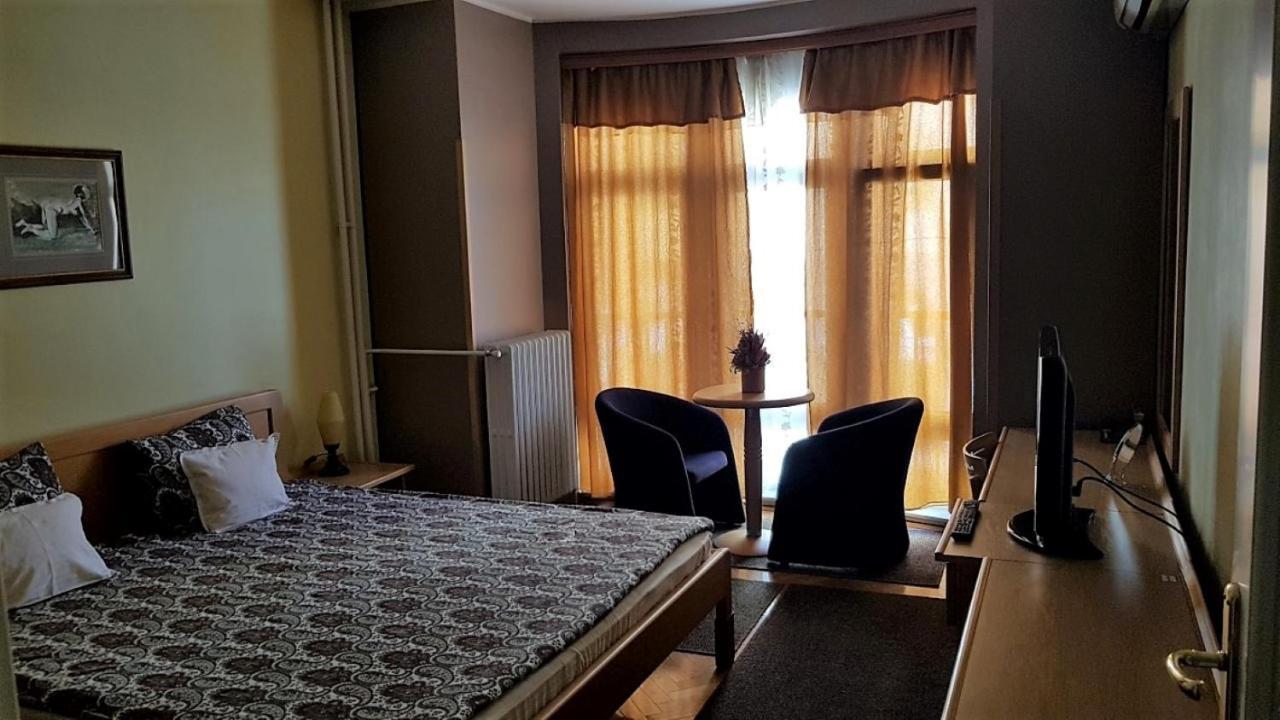 Voyager Bed & Breakfast Novi Sad Dış mekan fotoğraf